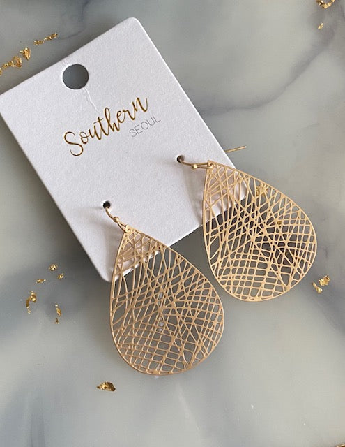 Matte Gold Filigree Earrings